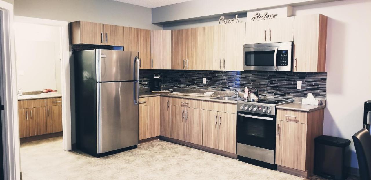 Alberta Beach Inn And Suites מראה חיצוני תמונה