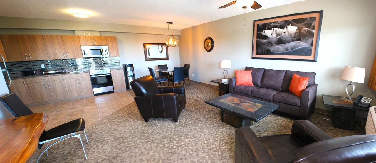 Alberta Beach Inn And Suites מראה חיצוני תמונה